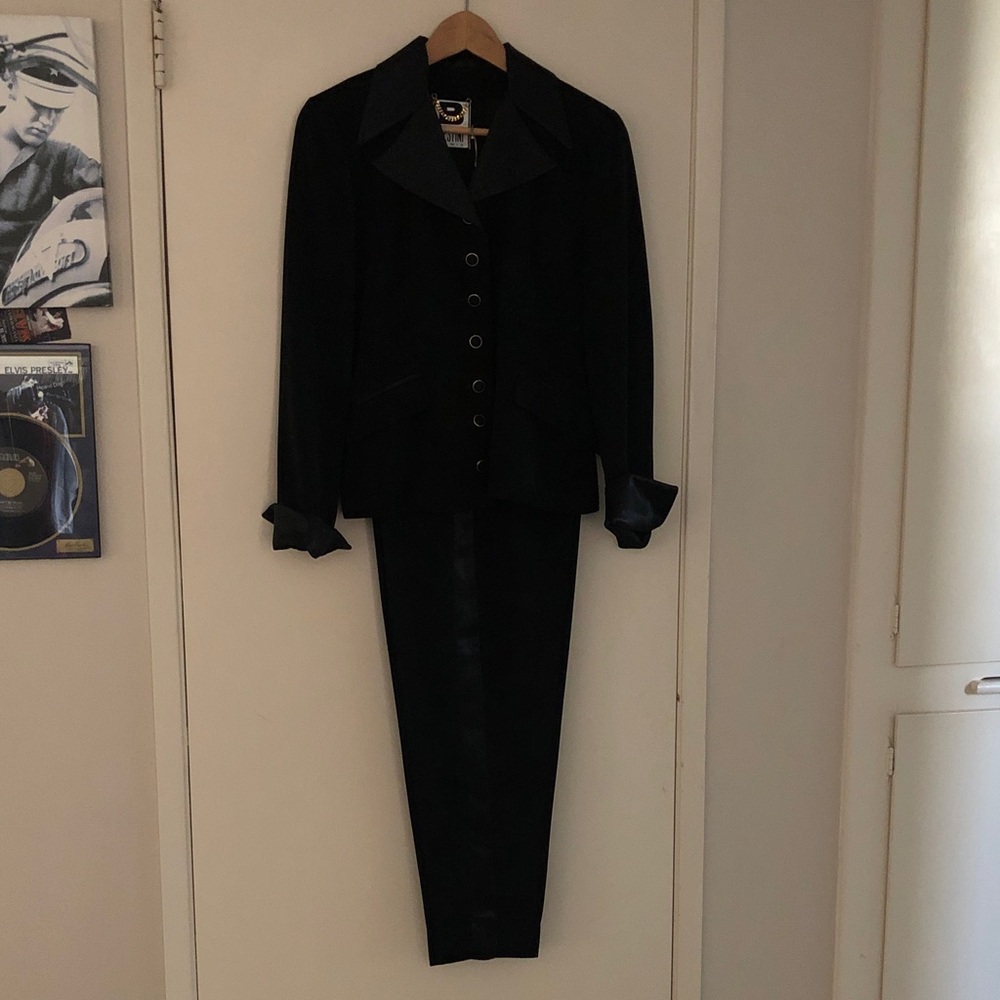 2pc Suit BESTINI PARIS Back To The Office Ready! Tuxedo like lace-up back! Black - Picture 5 of 17